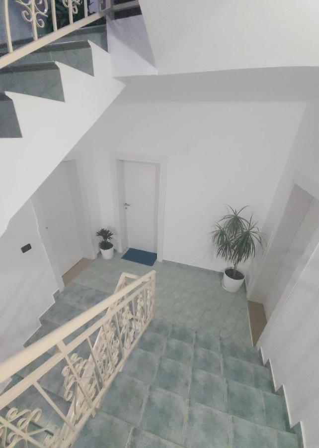 Hotel Noel Vlore Exterior photo